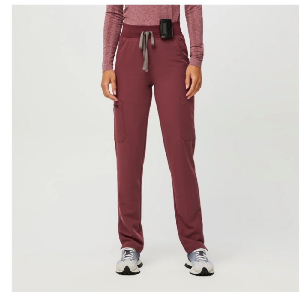 FIGS scrub pants